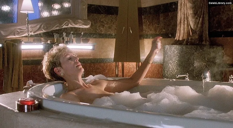Jamie Lee Curtis photo 2 of 187