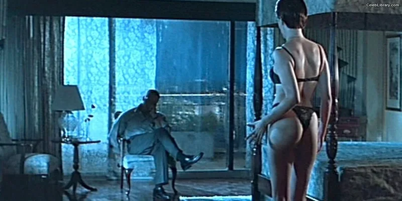 Jamie Lee Curtis photo 23 of 187