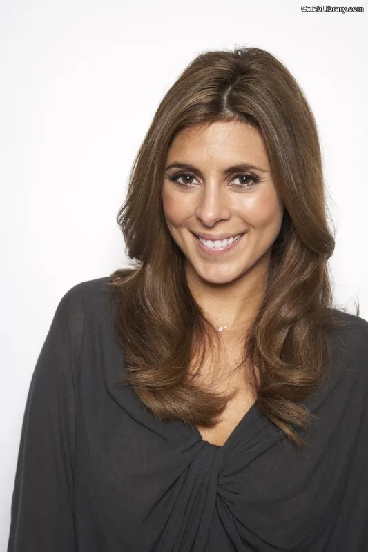 Jamie-Lynn Sigler photo 5 of 154