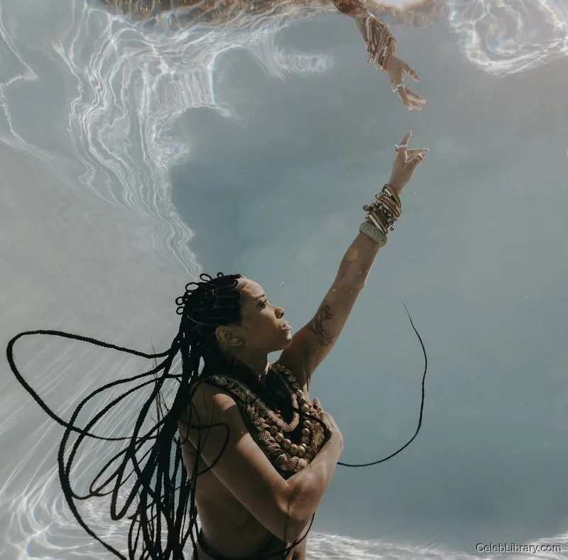 Jamila Woods photo 14 of 16