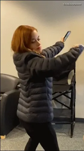 Jane Levy photo 5 of 190