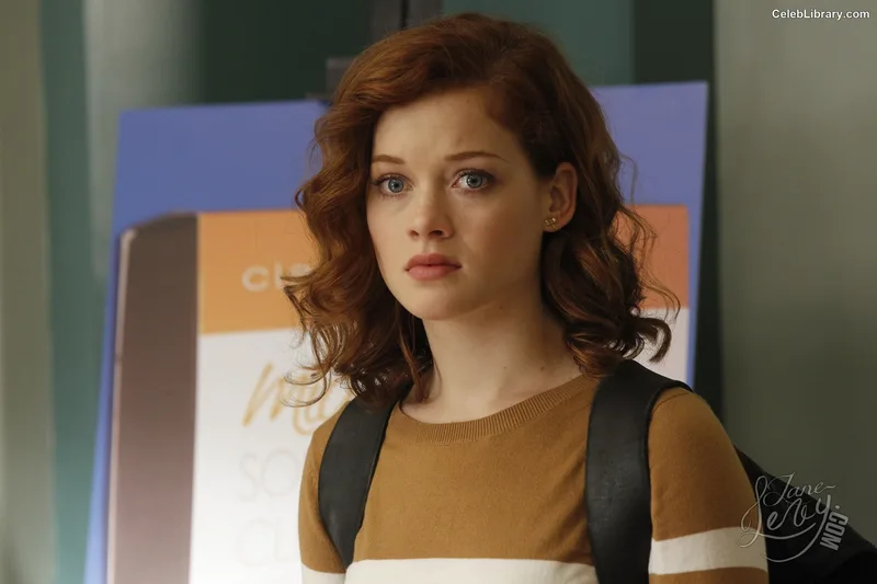Jane Levy photo 20 of 186