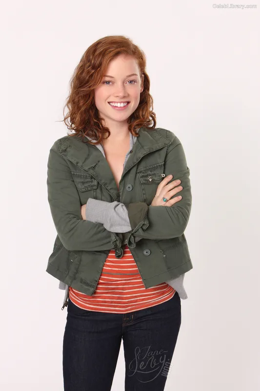 Jane Levy photo 22 of 186