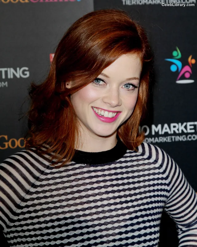 Jane Levy photo 5 of 186