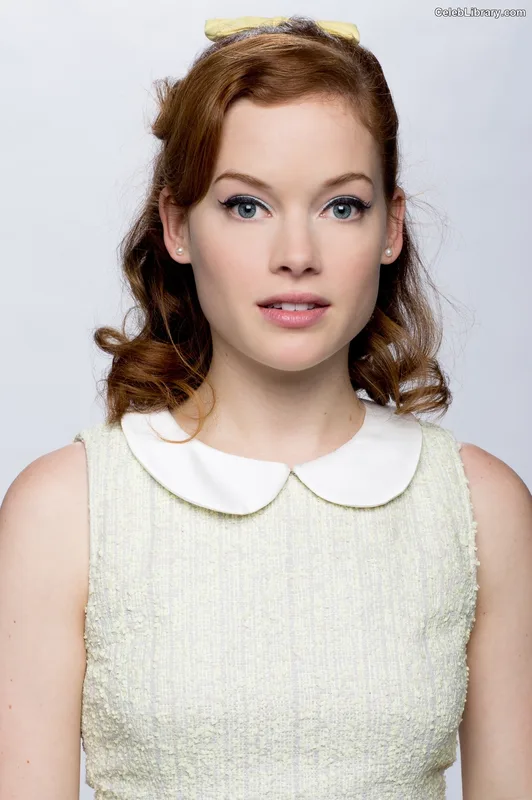 Jane Levy photo 7 of 186