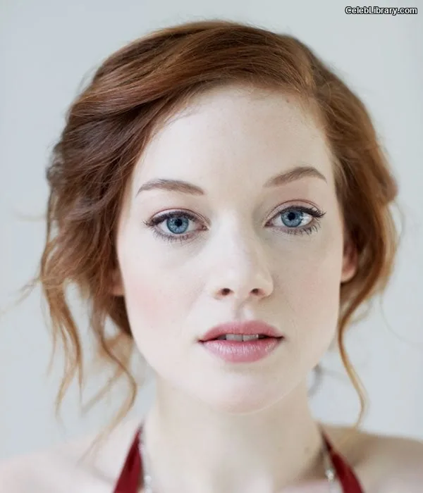 Jane Levy photo 1 of 186
