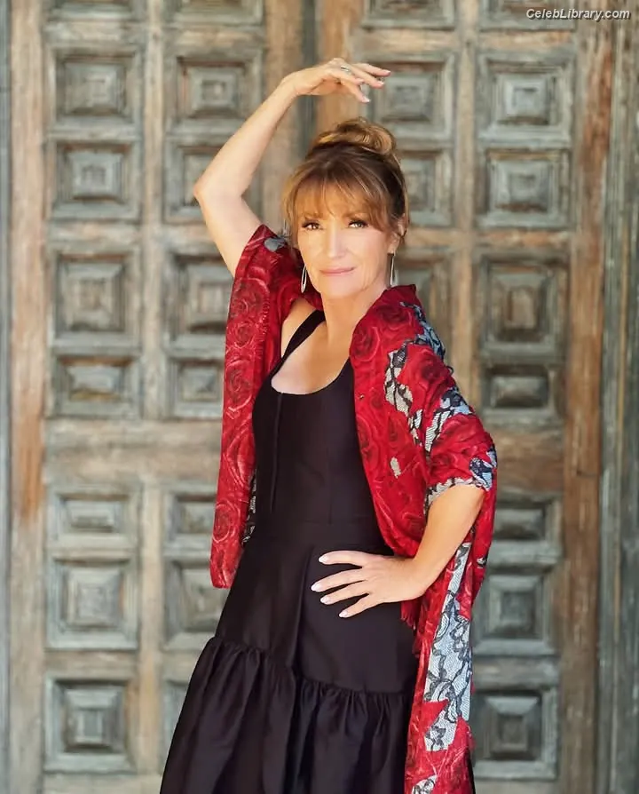 Jane Seymour photo 13 of 28