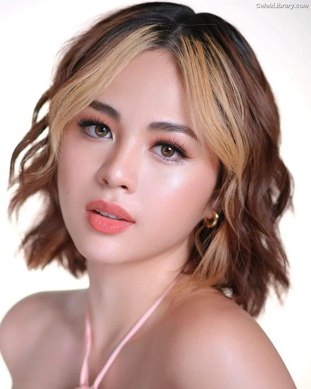 Janella Salvador photo 5 of 113