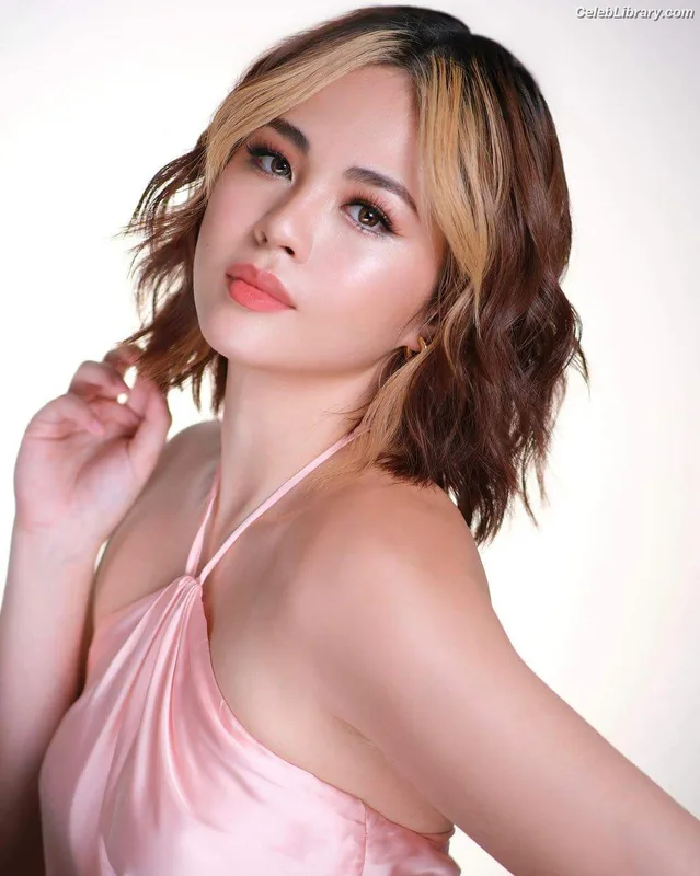 Janella Salvador photo 11 of 113