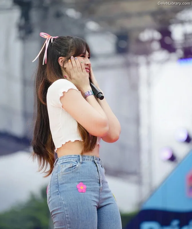Janella Salvador photo 14 of 113