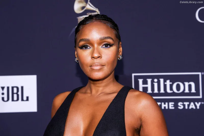 Janelle Monáe photo 15 of 265