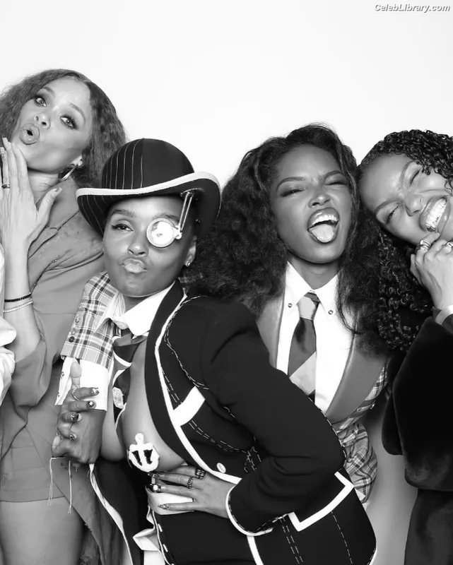 Janelle Monáe photo 21 of 265