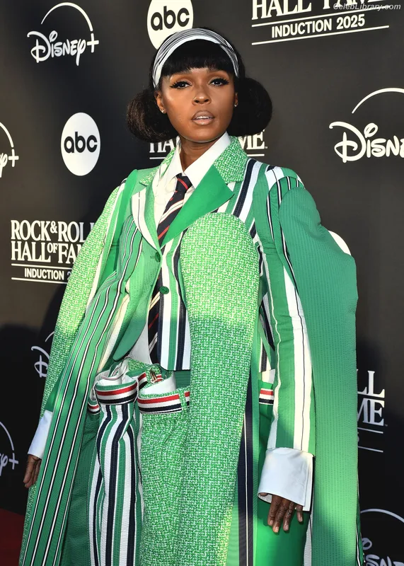 Janelle Monáe photo 24 of 265
