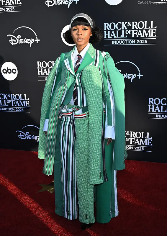 Janelle Monáe photo 5 of 265