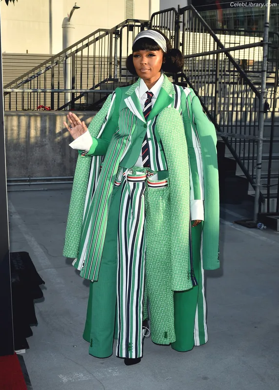 Janelle Monáe photo 11 of 265