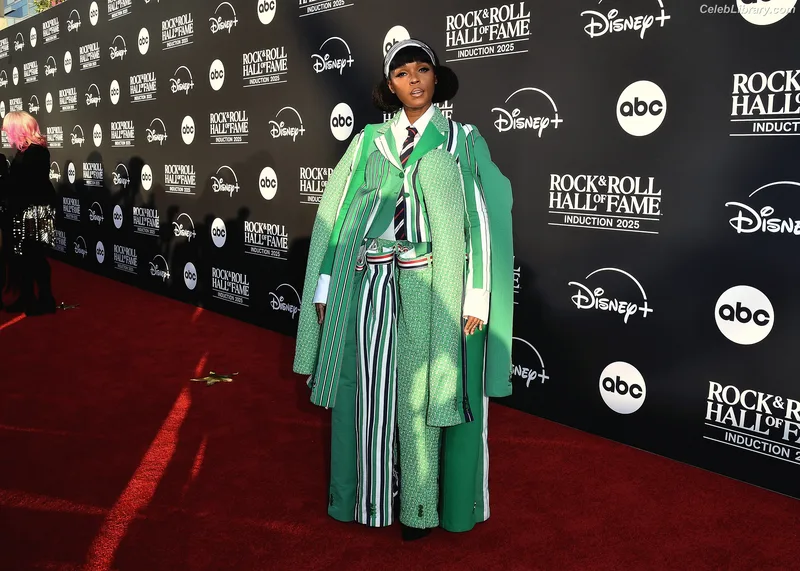 Janelle Monáe photo 16 of 265