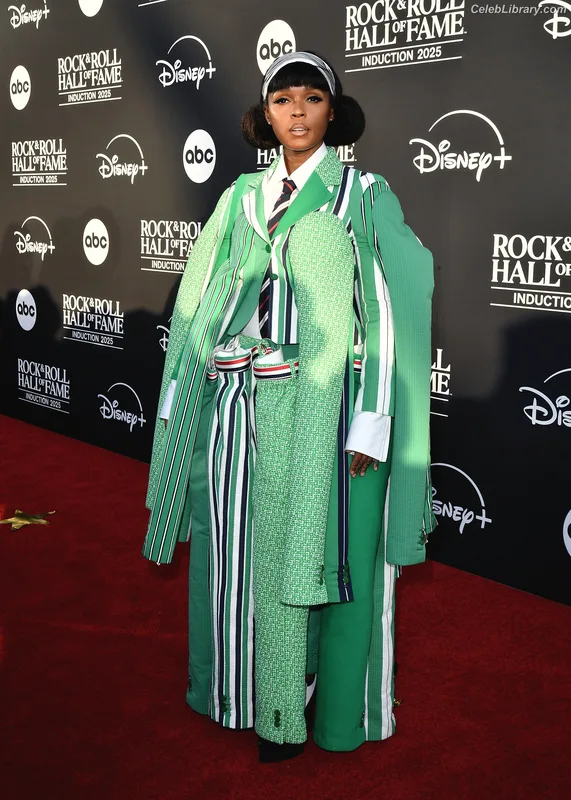 Janelle Monáe photo 19 of 265