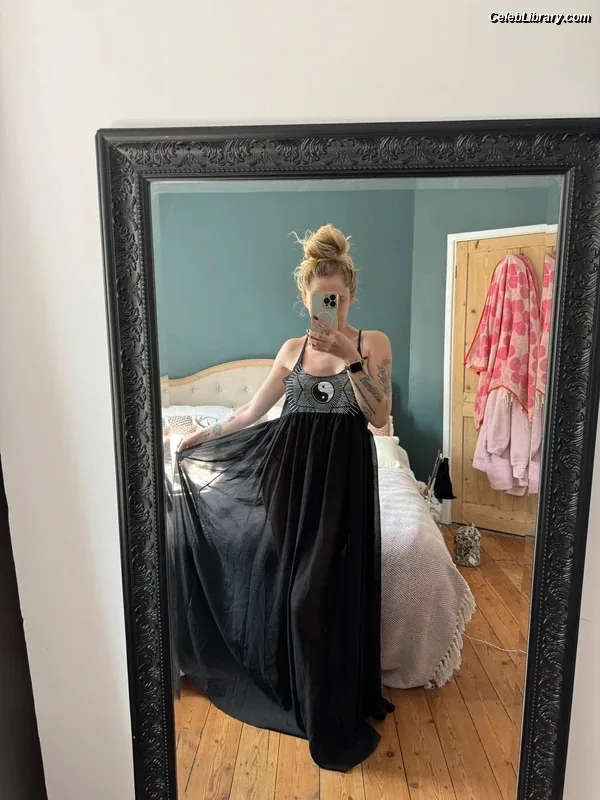 Janet Devlin photo 6 of 288