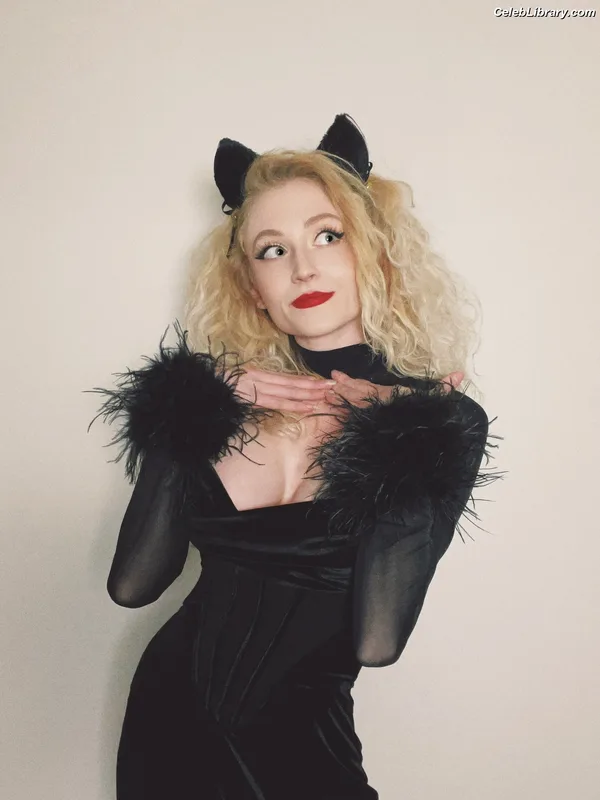 Janet Devlin photo 2 of 288
