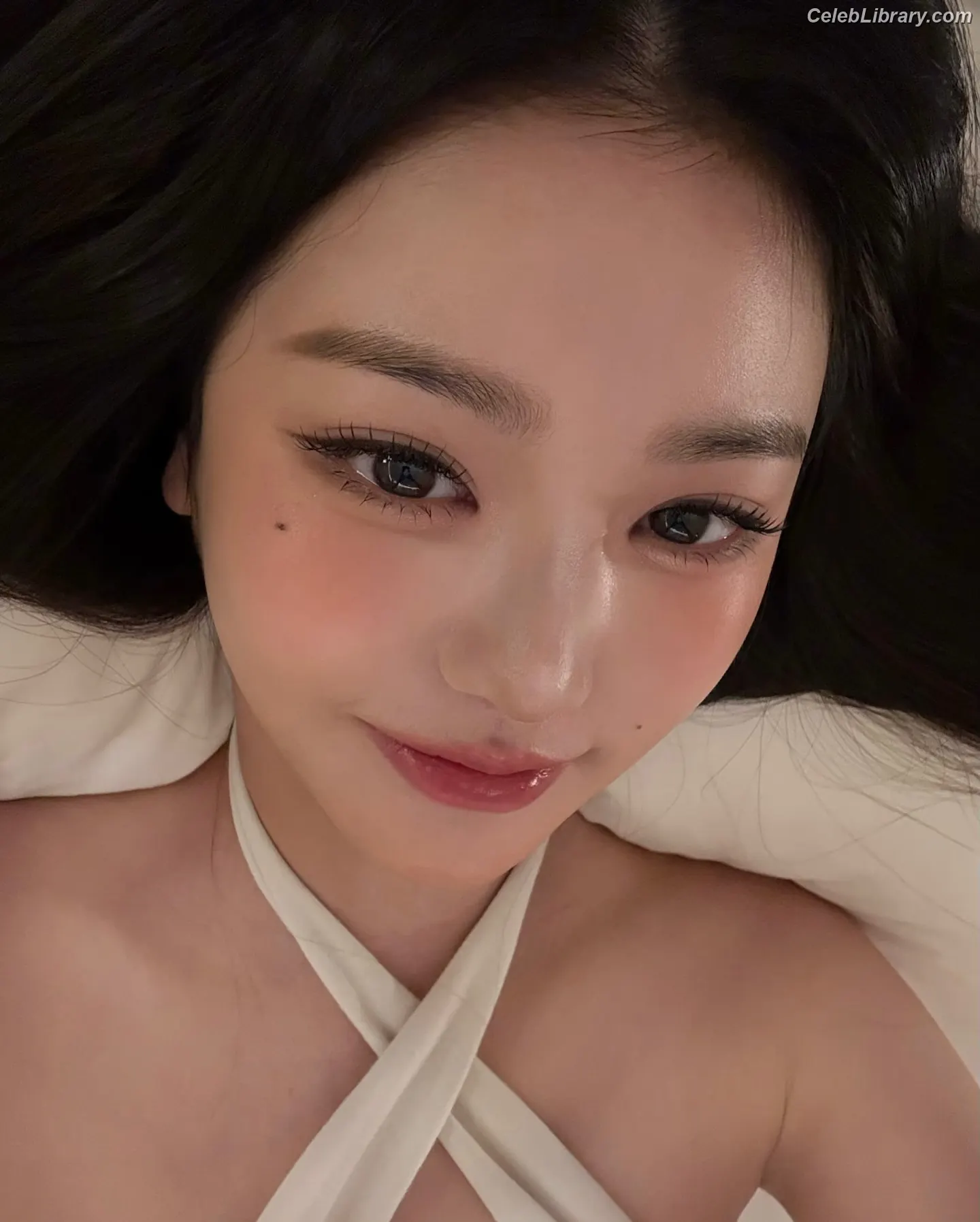 Jang Won-young  장원영 WONYOUNG photo 9 of 5845