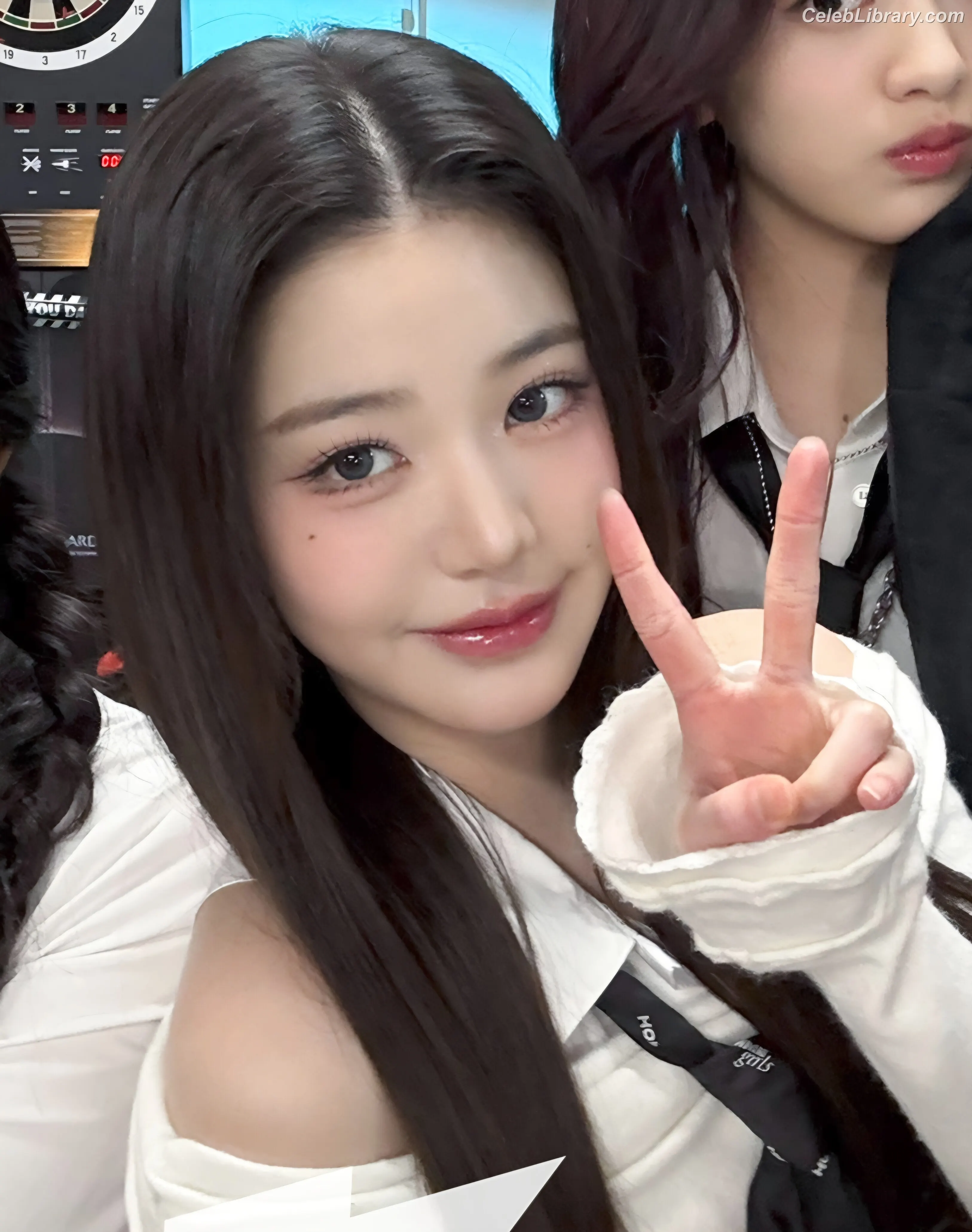 Jang Won-young  장원영 WONYOUNG photo 9 of 5845