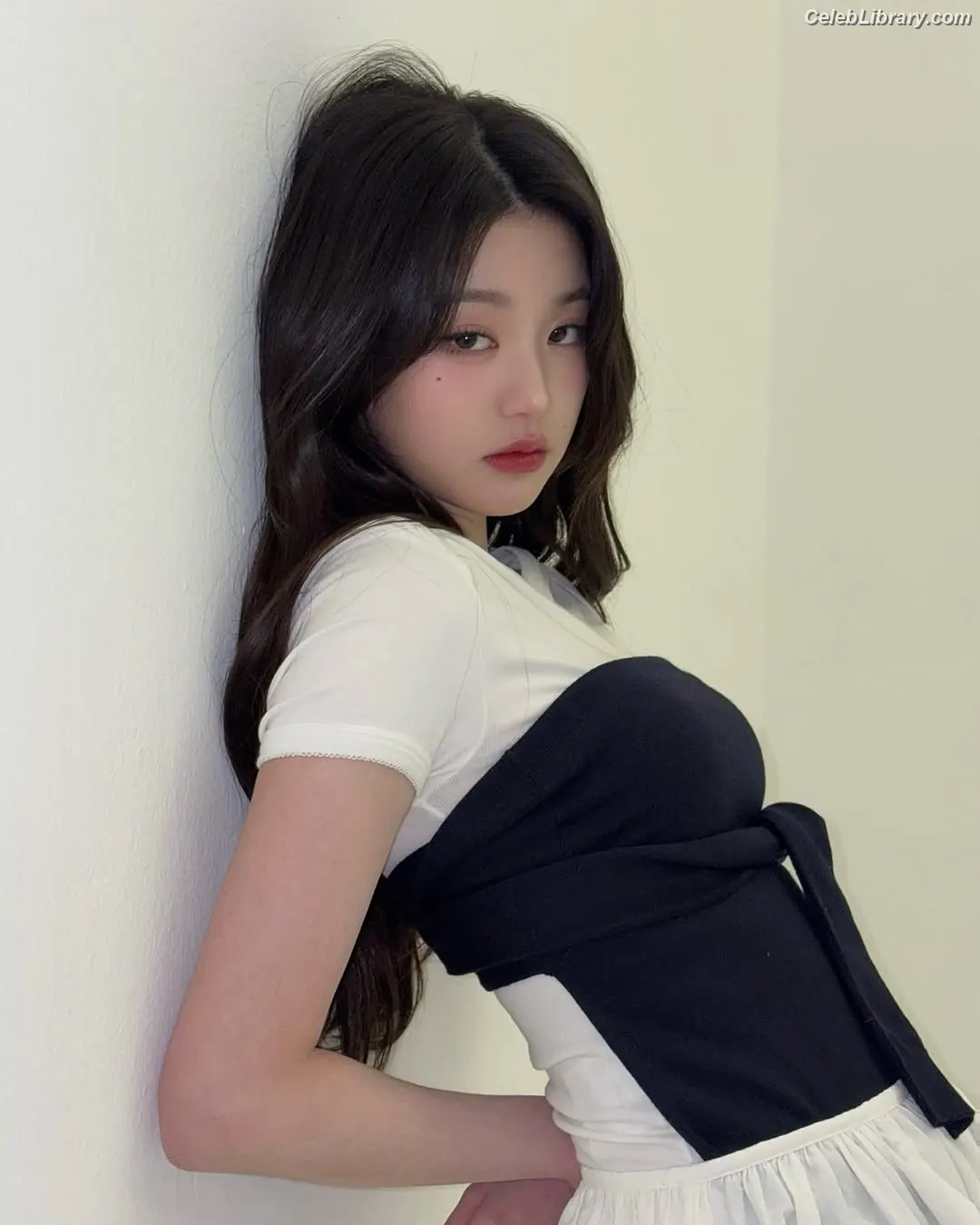 Jang Won-young 장원영 WONYOUNG photo 2 of 5845