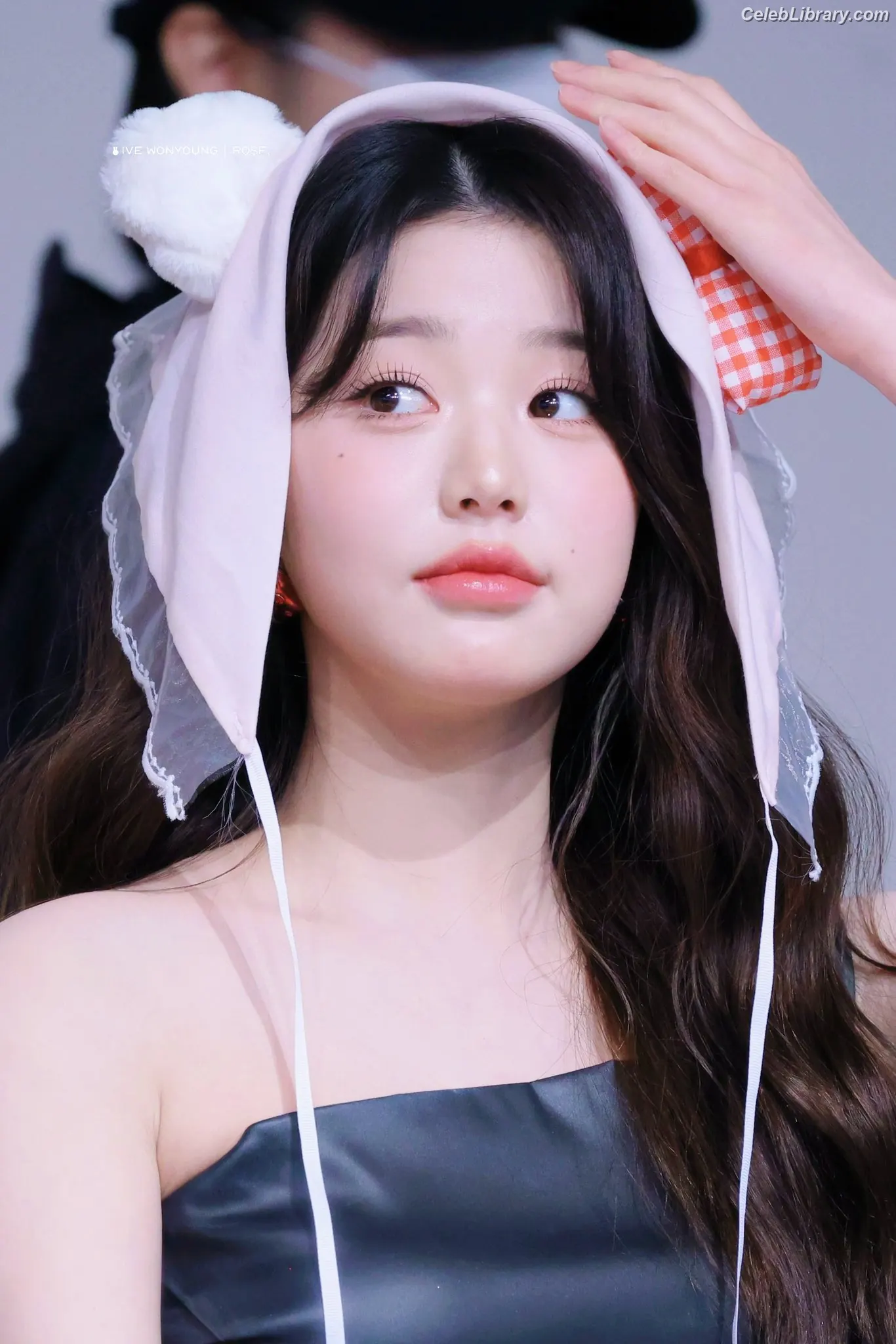 Jang Won-young  장원영 WONYOUNG photo 2 of 5845