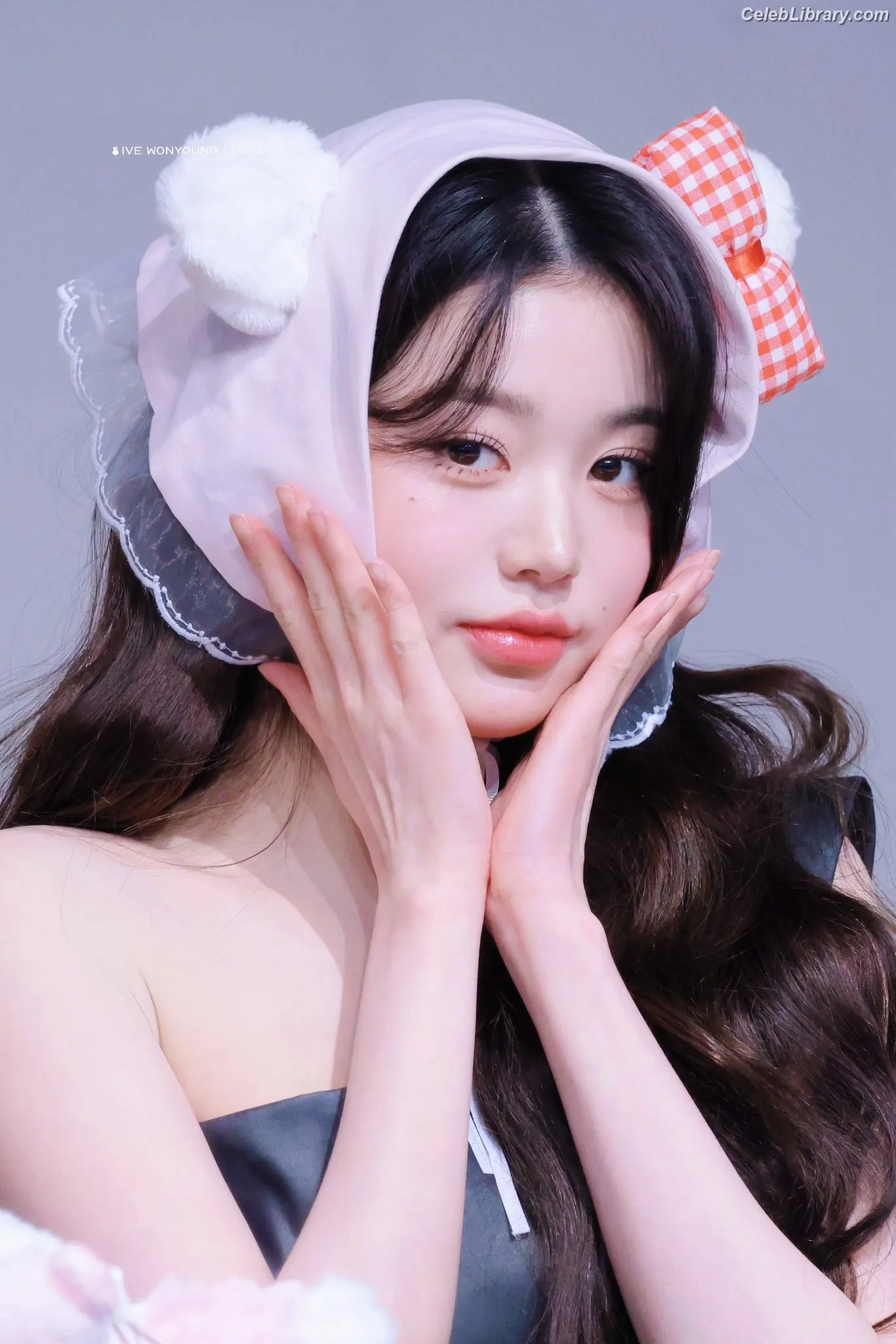 Jang Won-young  장원영 WONYOUNG photo 3 of 5845