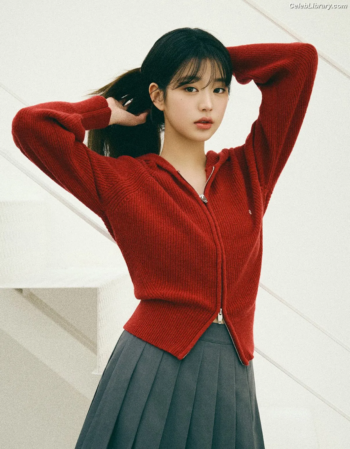 Jang Won-young  장원영 WONYOUNG photo 2 of 5845