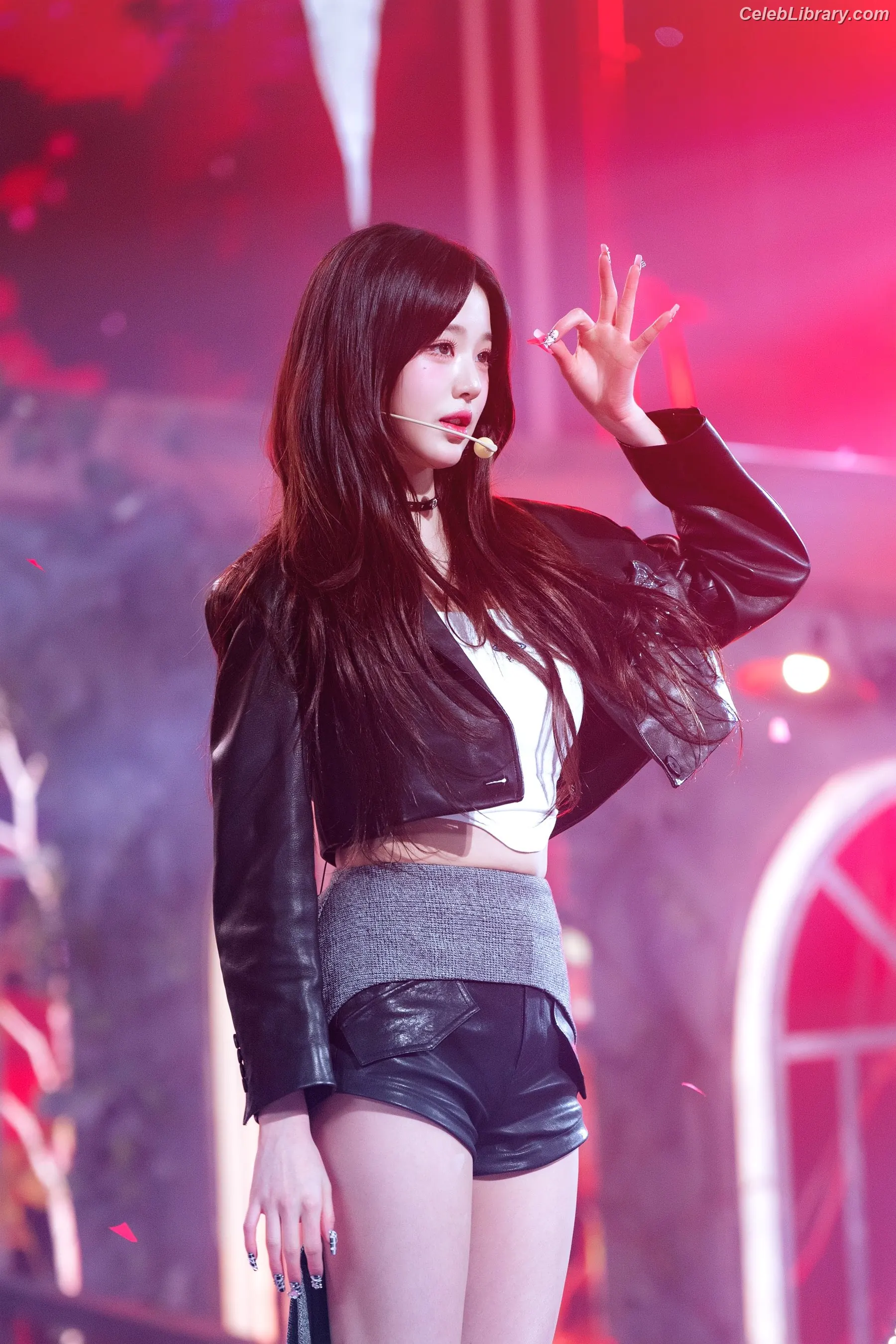 Jang Won-young  장원영 WONYOUNG photo 24 of 5845