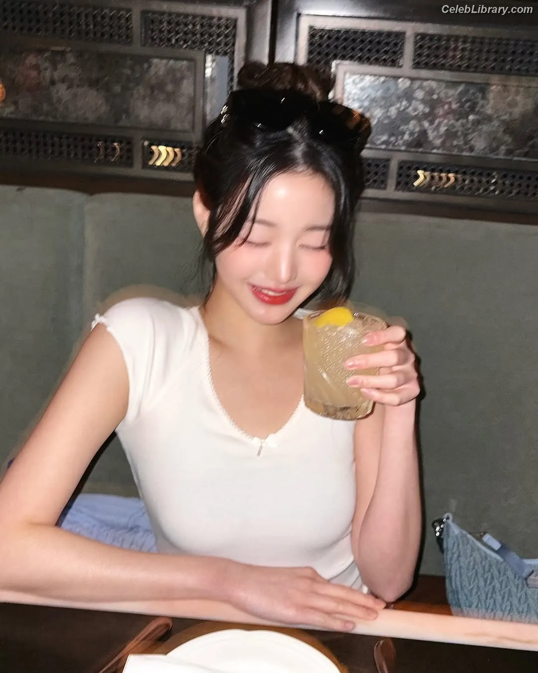 Jang Won-young  장원영 WONYOUNG photo 20 of 5845