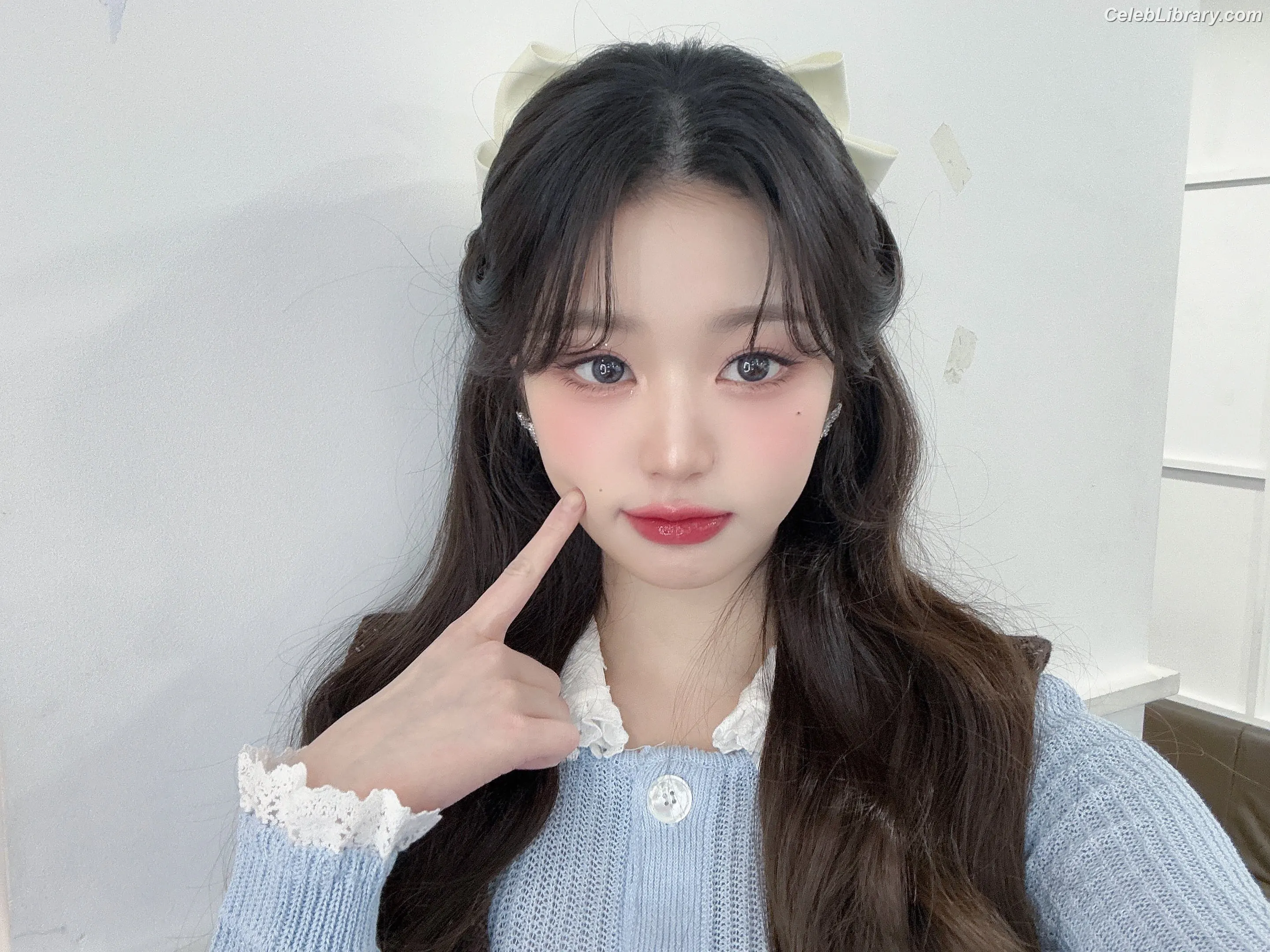 Jang Won-young  장원영 WONYOUNG photo 17 of 5845