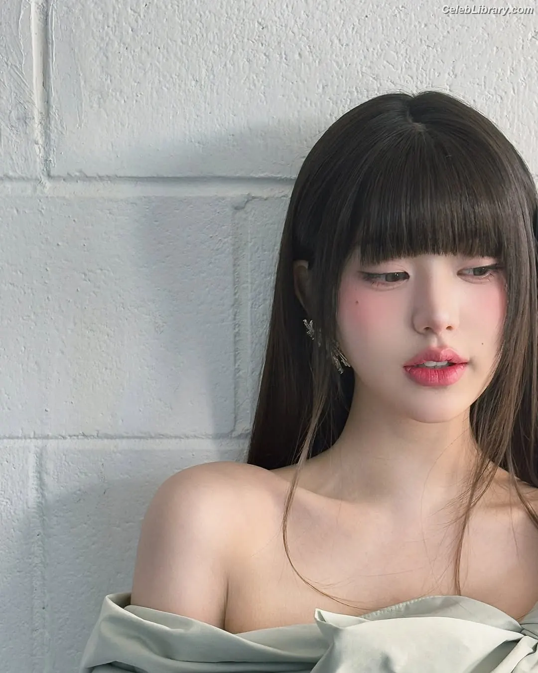 Jang Won-young  장원영 WONYOUNG photo 8 of 5845