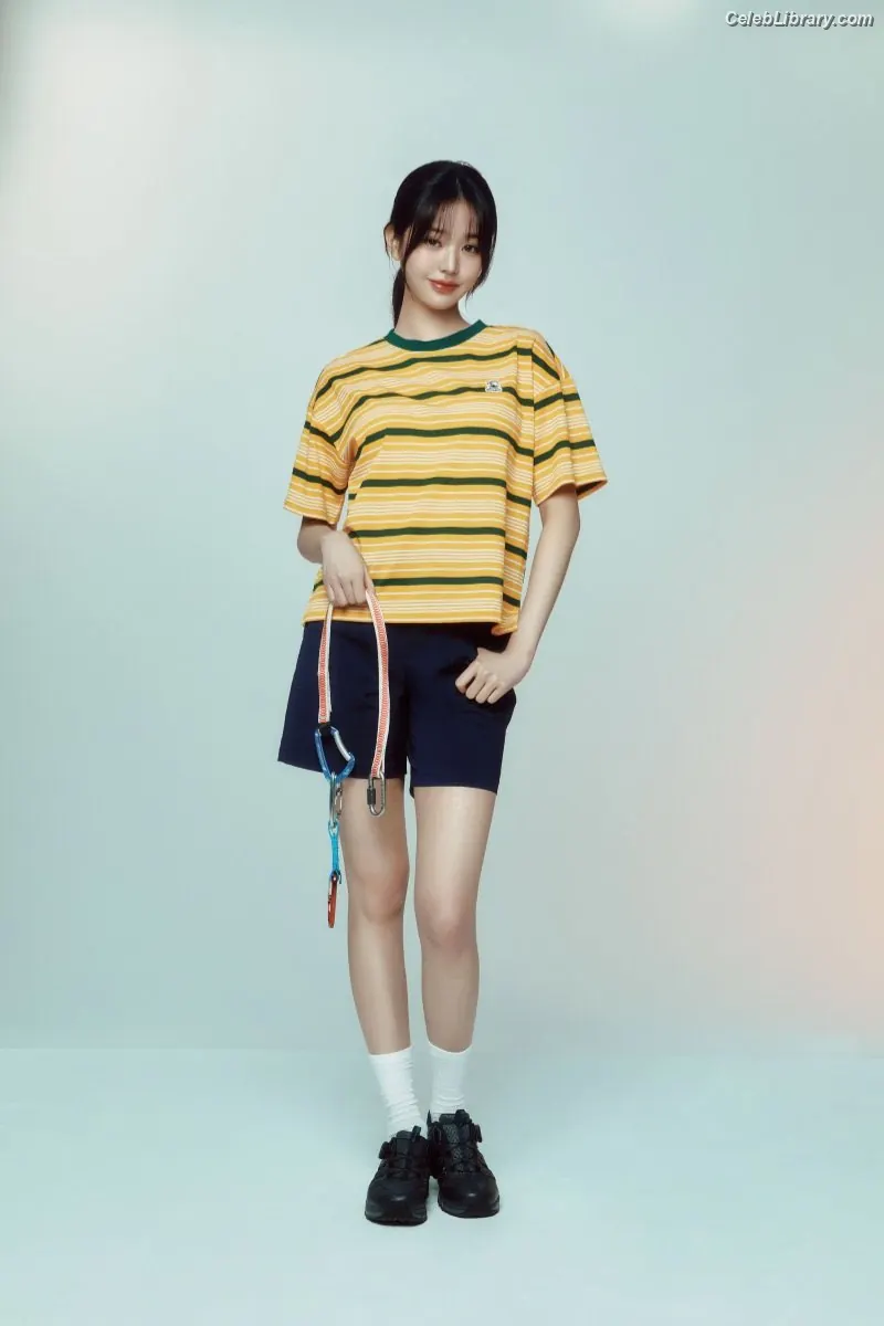 Jang Won-young  장원영 WONYOUNG photo 11 of 5845