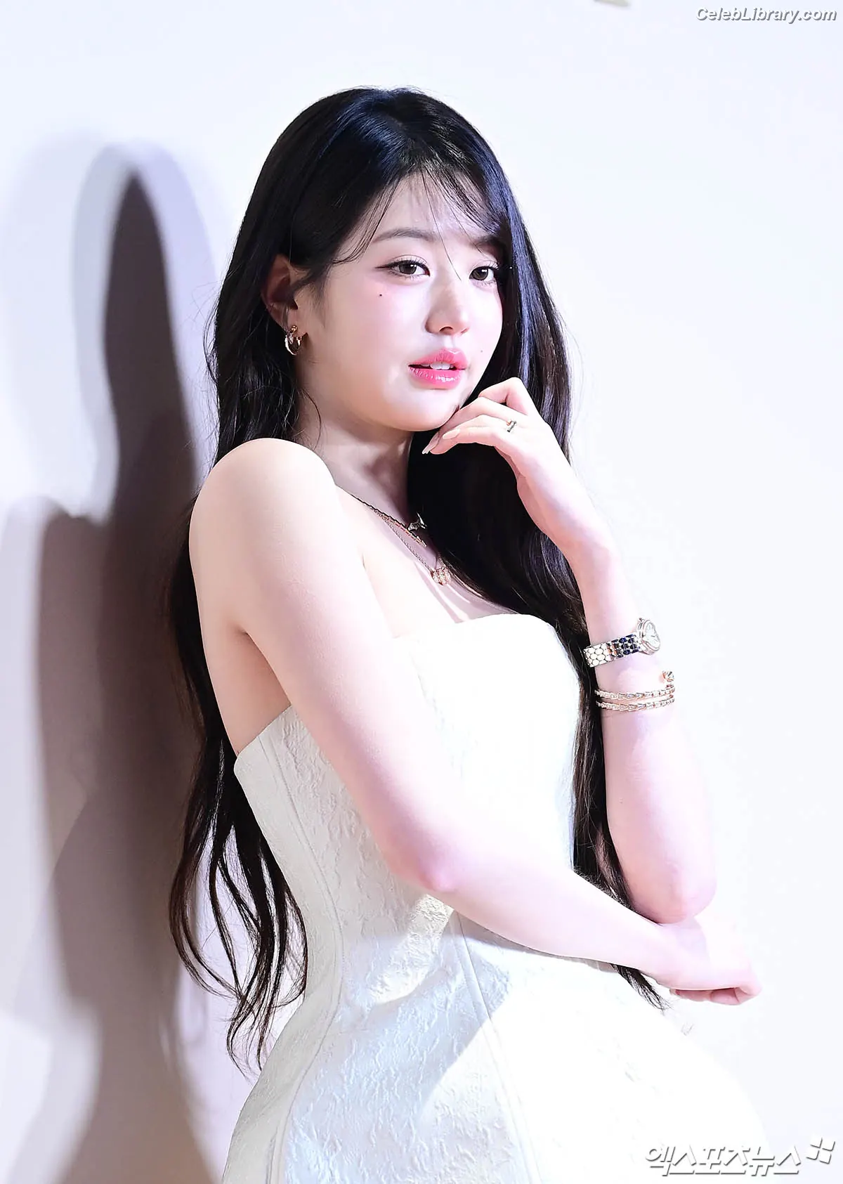 Jang Won-young  장원영 WONYOUNG photo 16 of 5845