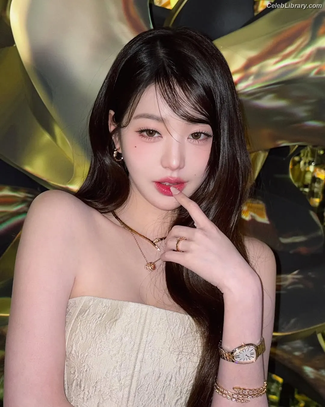 Jang Won-young 장원영 WONYOUNG photo 3 of 5845