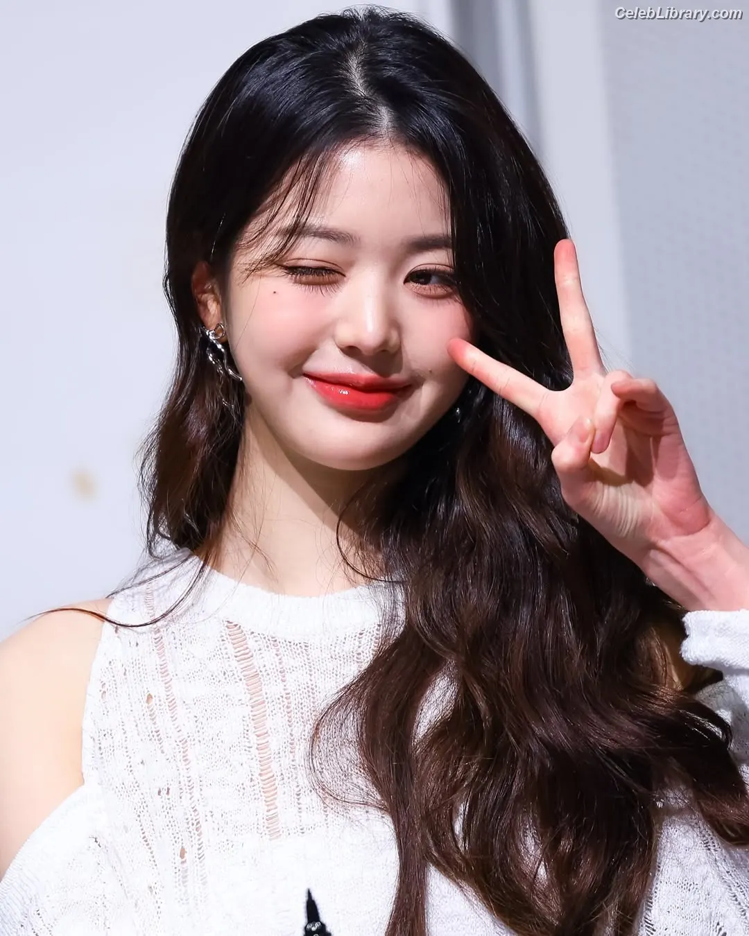 Jang Won-young 장원영 WONYOUNG photo 23 of 5845