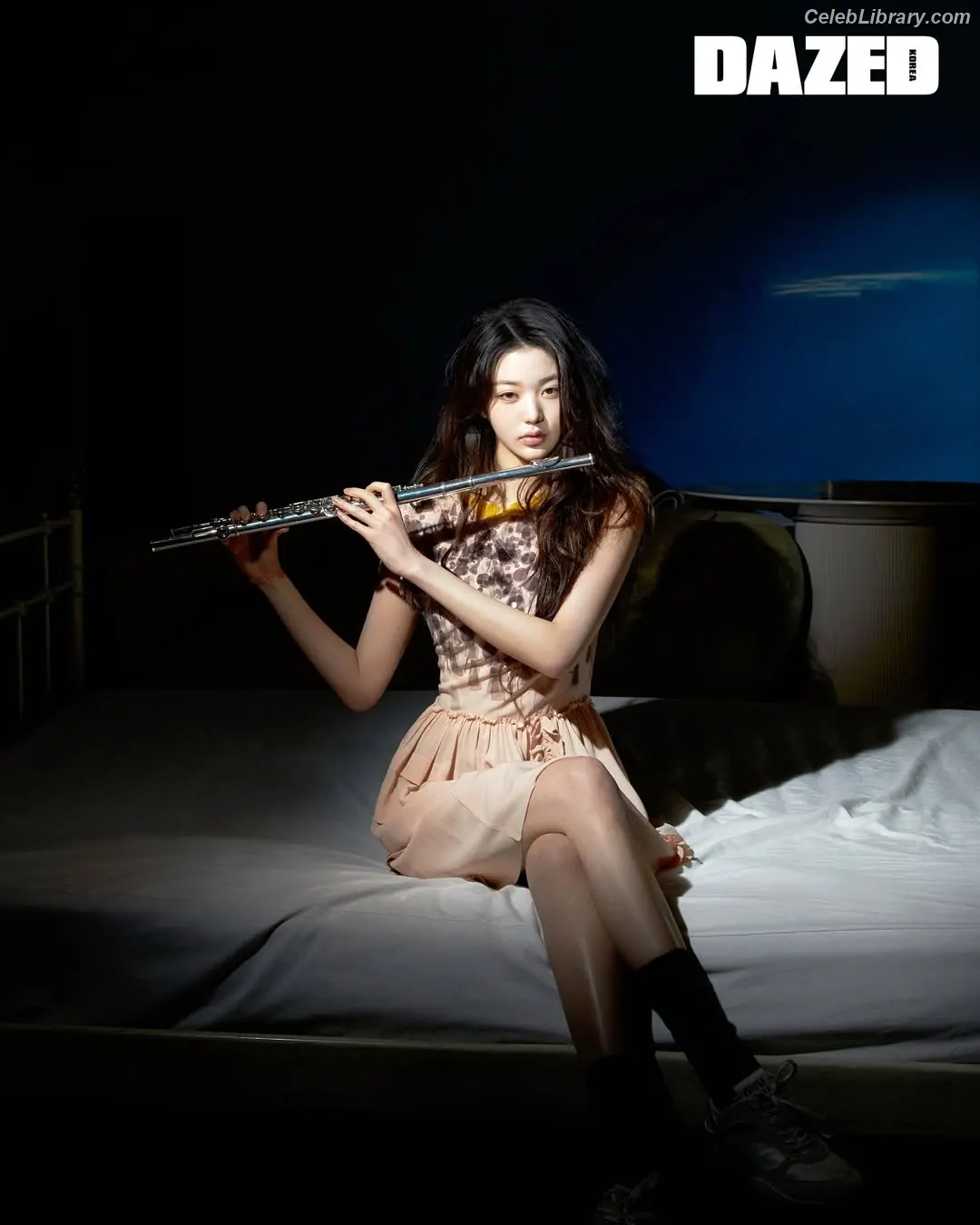 Jang Won-young  장원영 WONYOUNG photo 1 of 5845