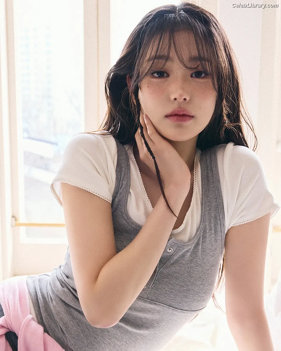 Jang Won-young 장원영 WONYOUNG photo 6 of 5845