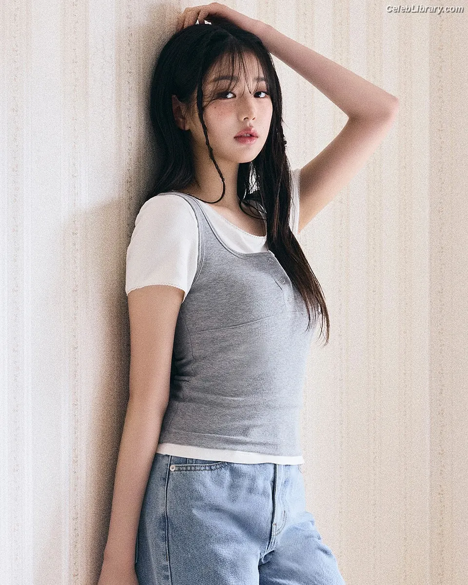 Jang Won-young 장원영 WONYOUNG photo 9 of 5845