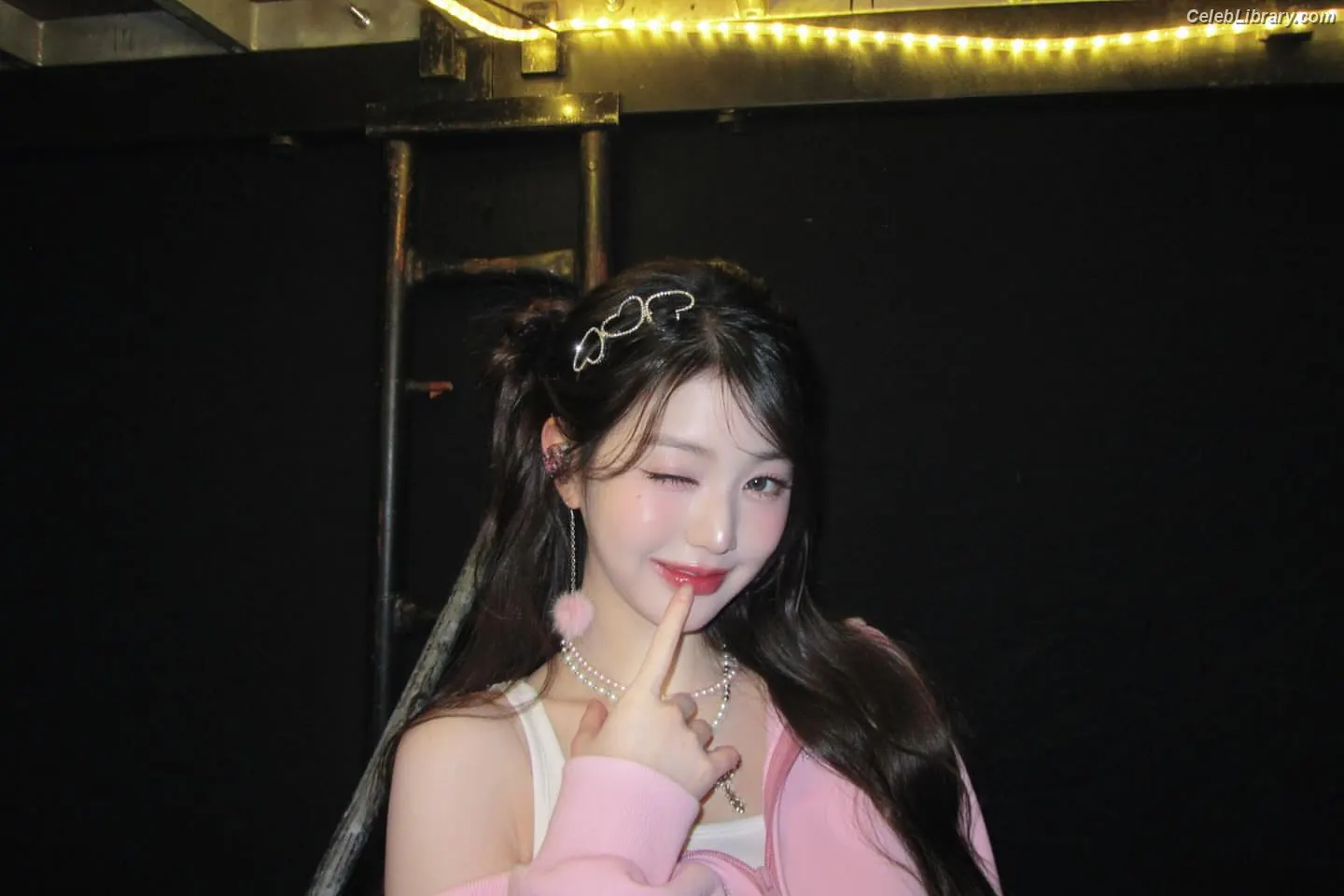 Jang Won-young 장원영 WONYOUNG photo 3 of 5845