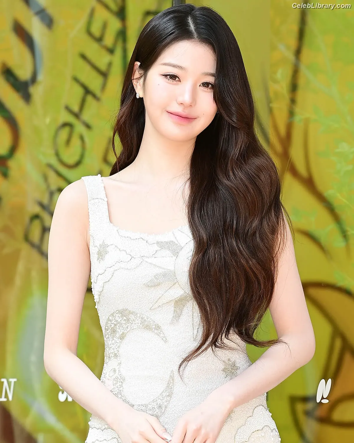 Jang Won-young 장원영 WONYOUNG photo 21 of 5845