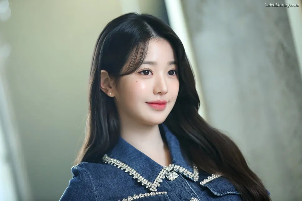 Jang Won-young  장원영 WONYOUNG photo 13 of 5845