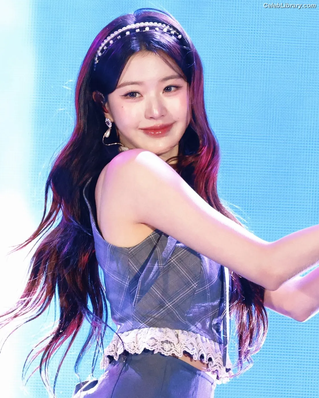 Jang Won-young  장원영 WONYOUNG photo 8 of 5845
