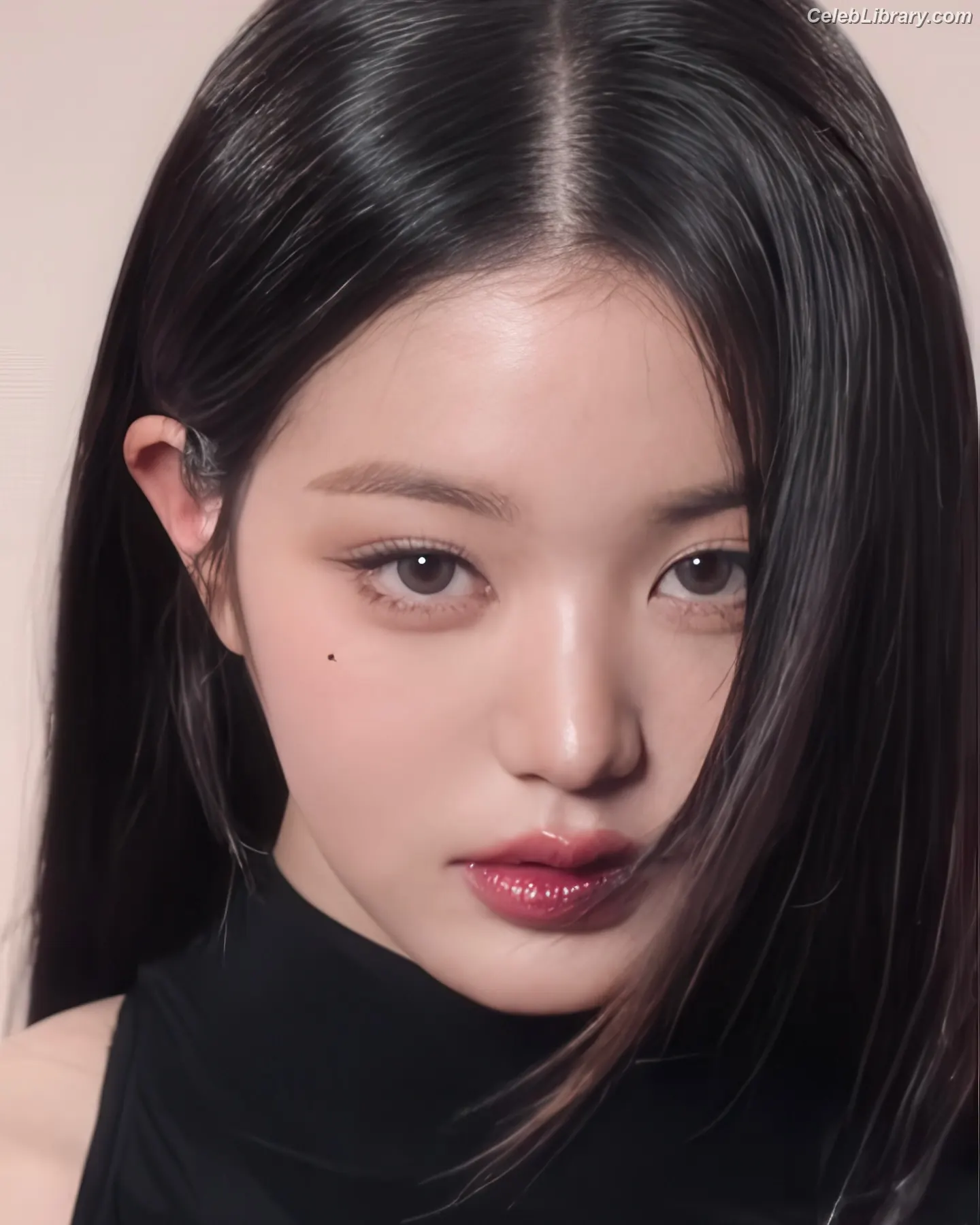 Jang Won-young  장원영 WONYOUNG photo 11 of 5845