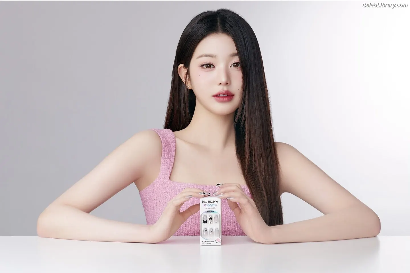 Jang Won-young  장원영 WONYOUNG photo 14 of 5845