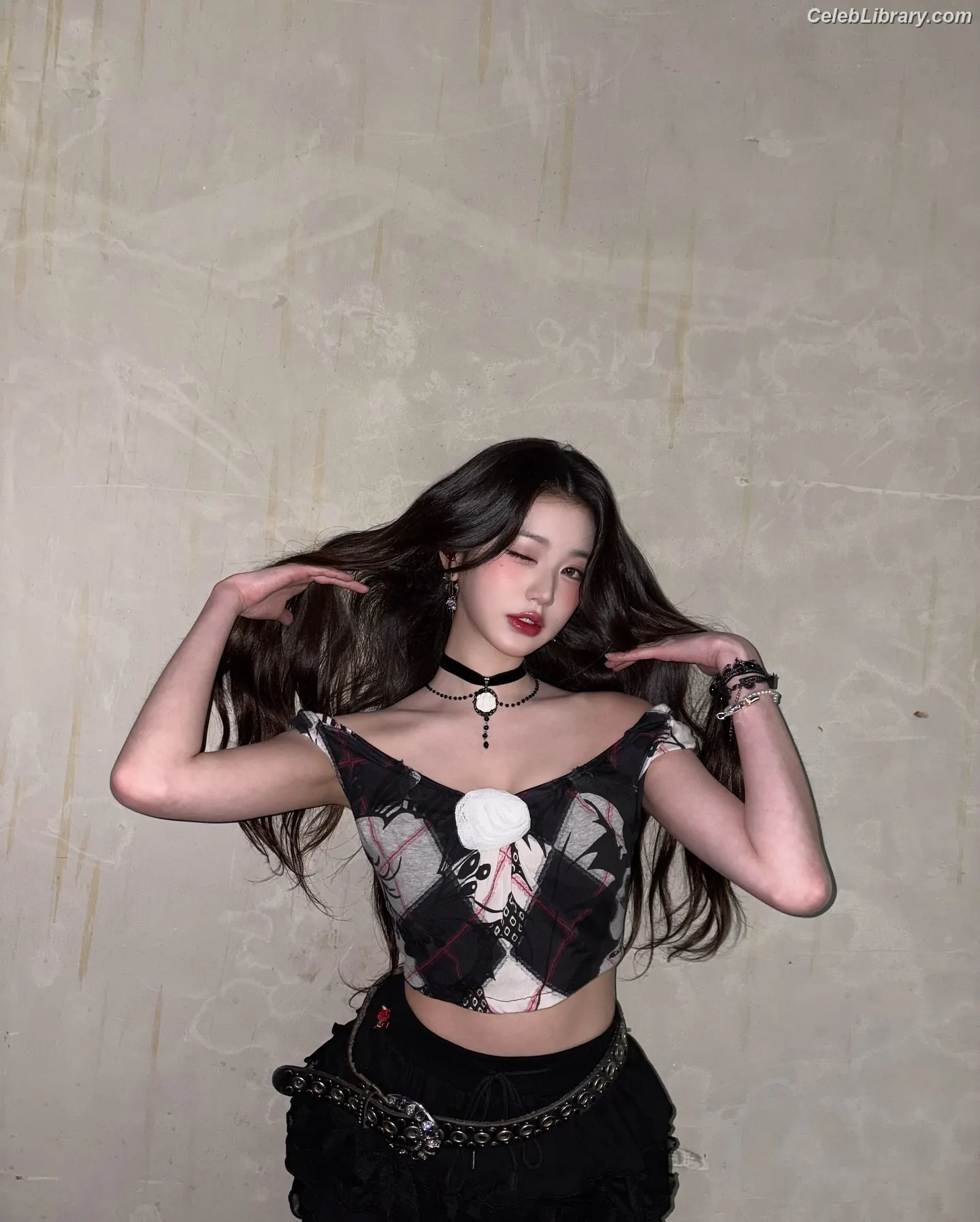 Jang Won-young  장원영 WONYOUNG photo 22 of 5845