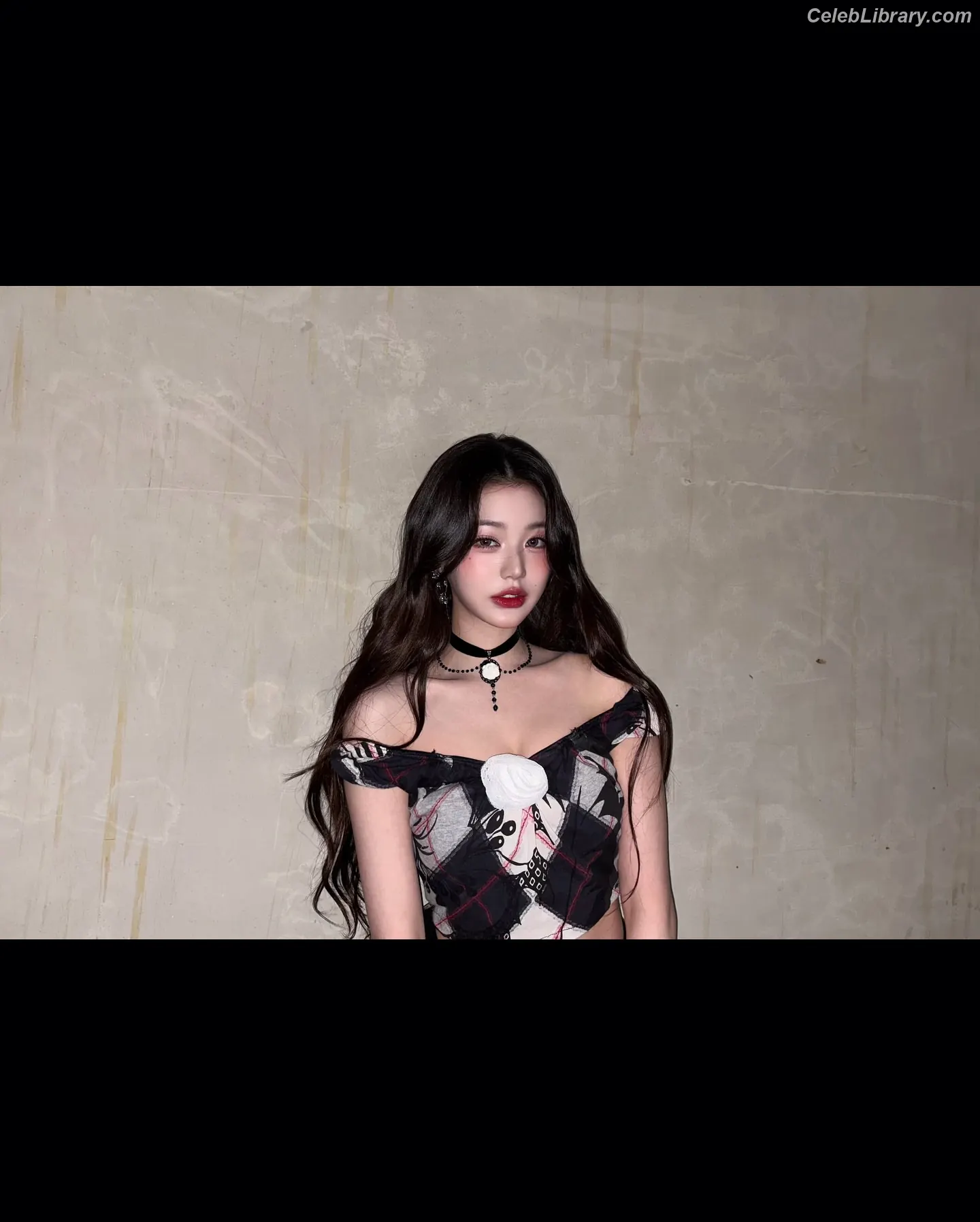 Jang Won-young  장원영 WONYOUNG photo 24 of 5845