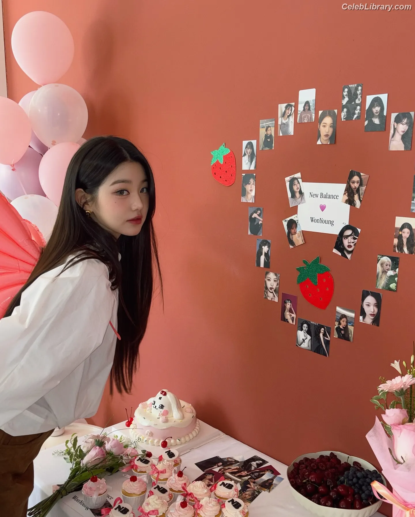 Jang Won-young 장원영 WONYOUNG photo 14 of 5845