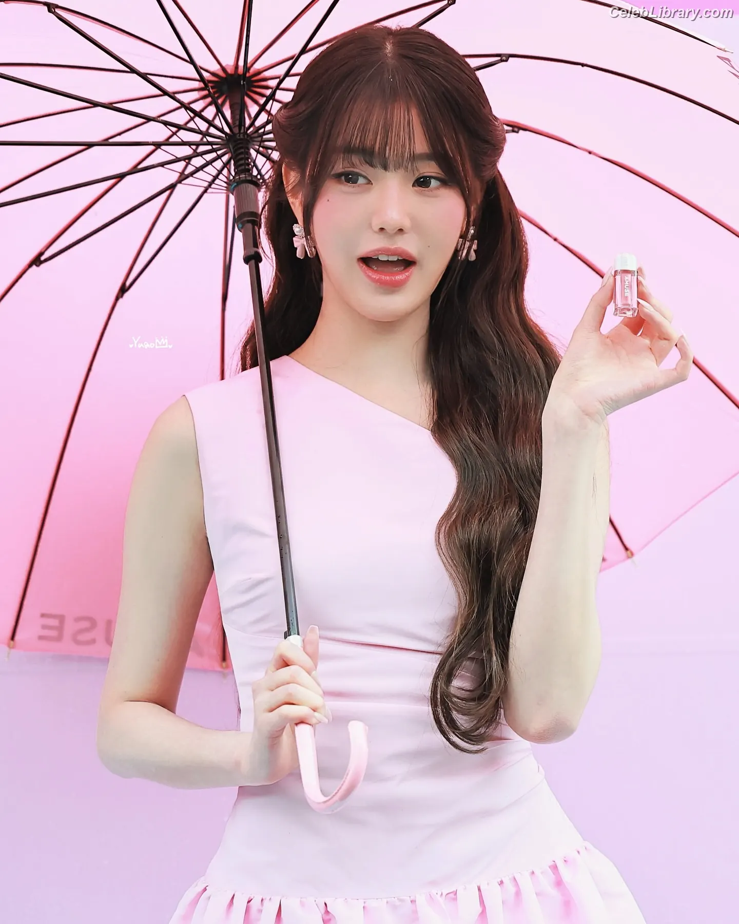 Jang Won-young 장원영 WONYOUNG photo 14 of 5845